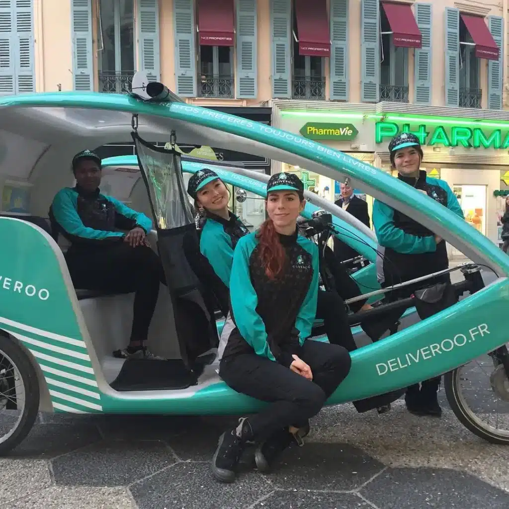 Street marketing Nice 2026 - vélo publicitaire Moovypub activation terrain